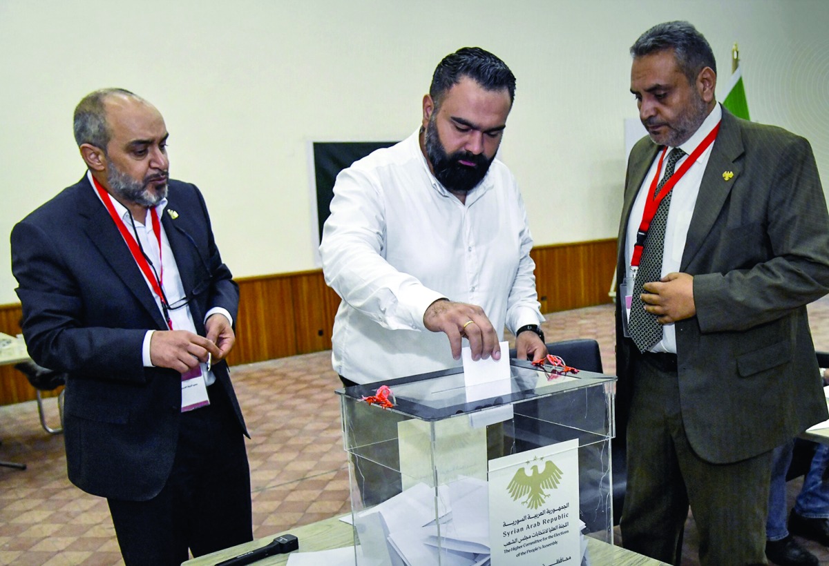 إعلان أسماء الفائزين بعضوية مجلس الشعب في 11 محافظة.. ارتياح بالشارع السوري لبناء الديمقراطية وفق مكتسبات الثورة