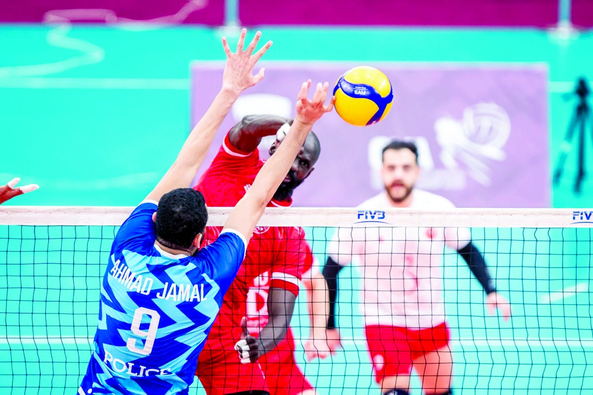 اليوم على صالة الاتحاد.. العربي والشرطة في نهائي كأس قطر للطائرة