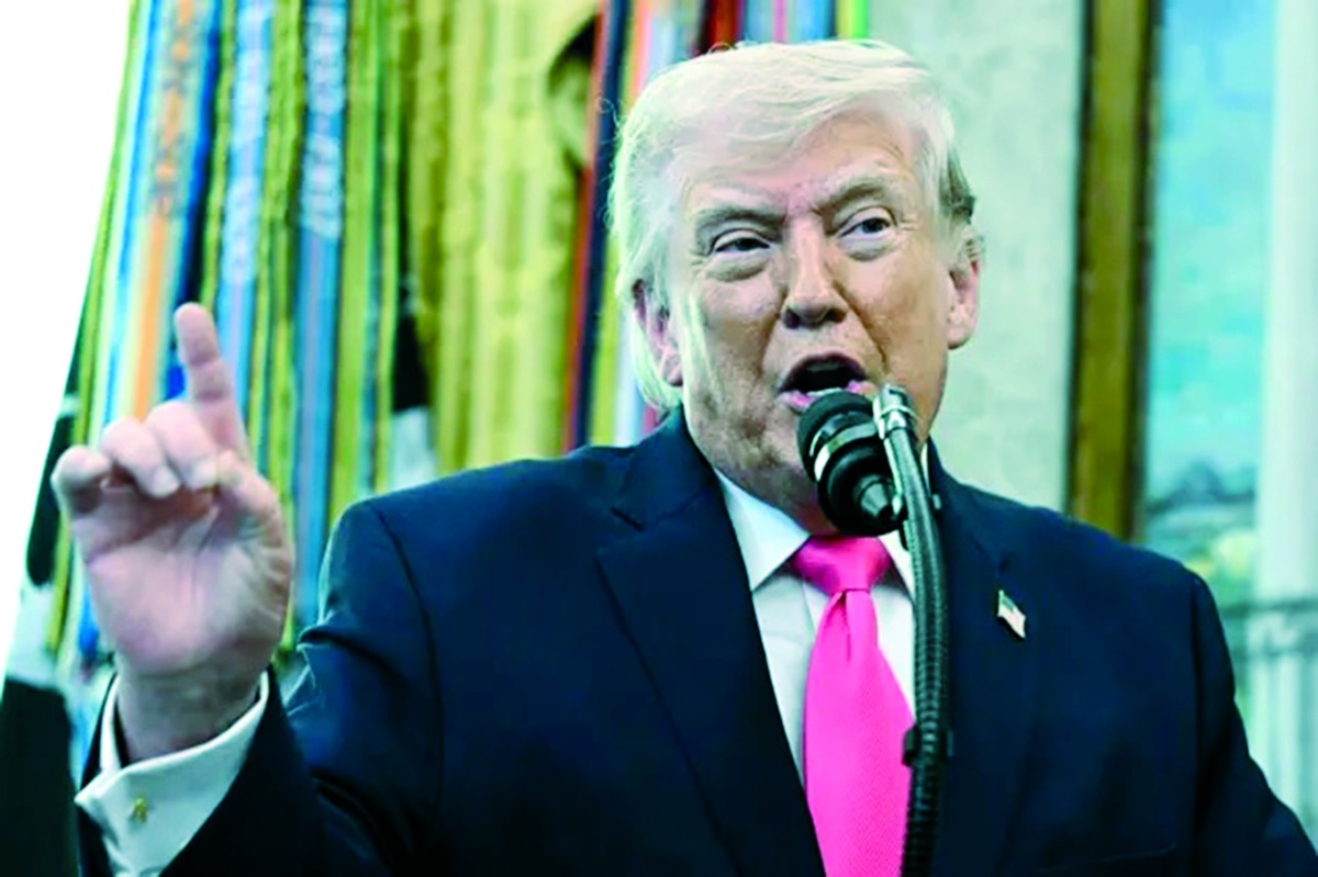 أعرب عن تفاؤله بالتوصل إلى اتفاق اليوم.. ترامب يتوعد باستهداف محطات كهرباء وجسور إيرانية