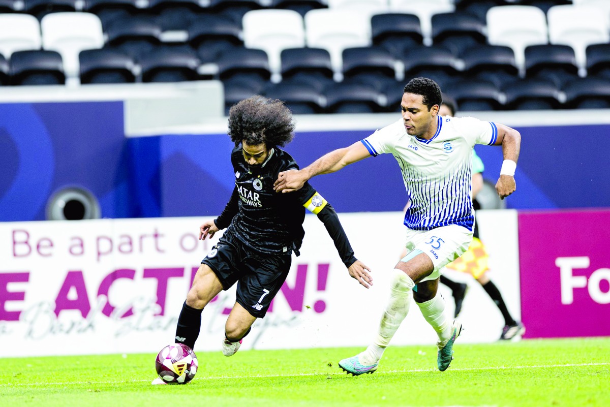 الزعيم يتخطى السيلية بثلاثية ويقترب من الدرع