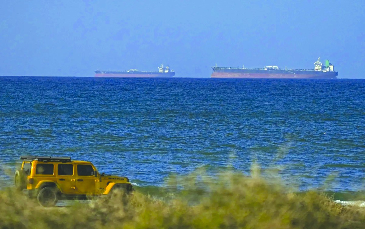 واشنطن تعلن حصاراً بحرياً لـ &laquo;هرمز&raquo;.. وطهران تتوعد بالرد