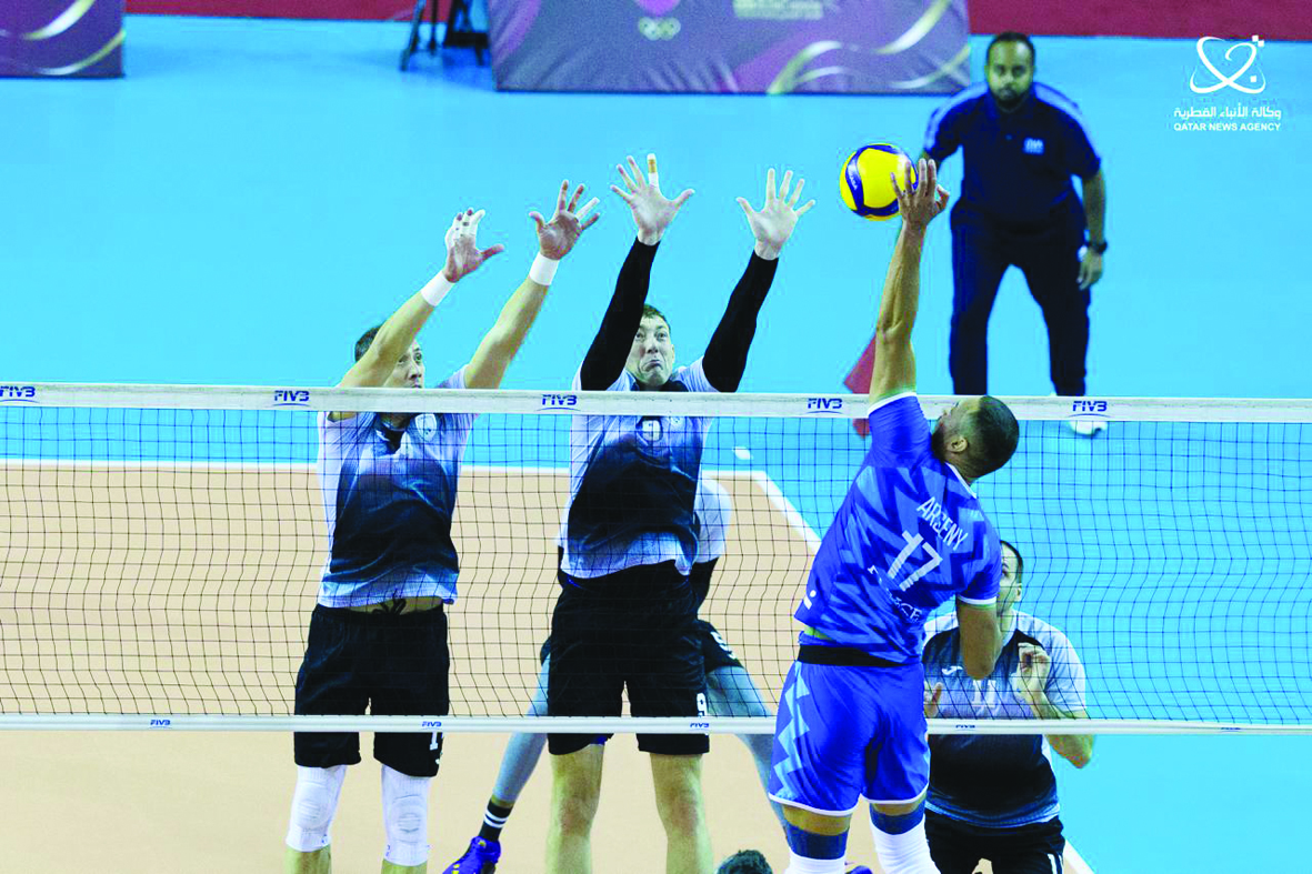 بعد فوزهما على القطراوي والوكرة.. العربي والشرطة لنهائي أغلى كؤوس الطائرة