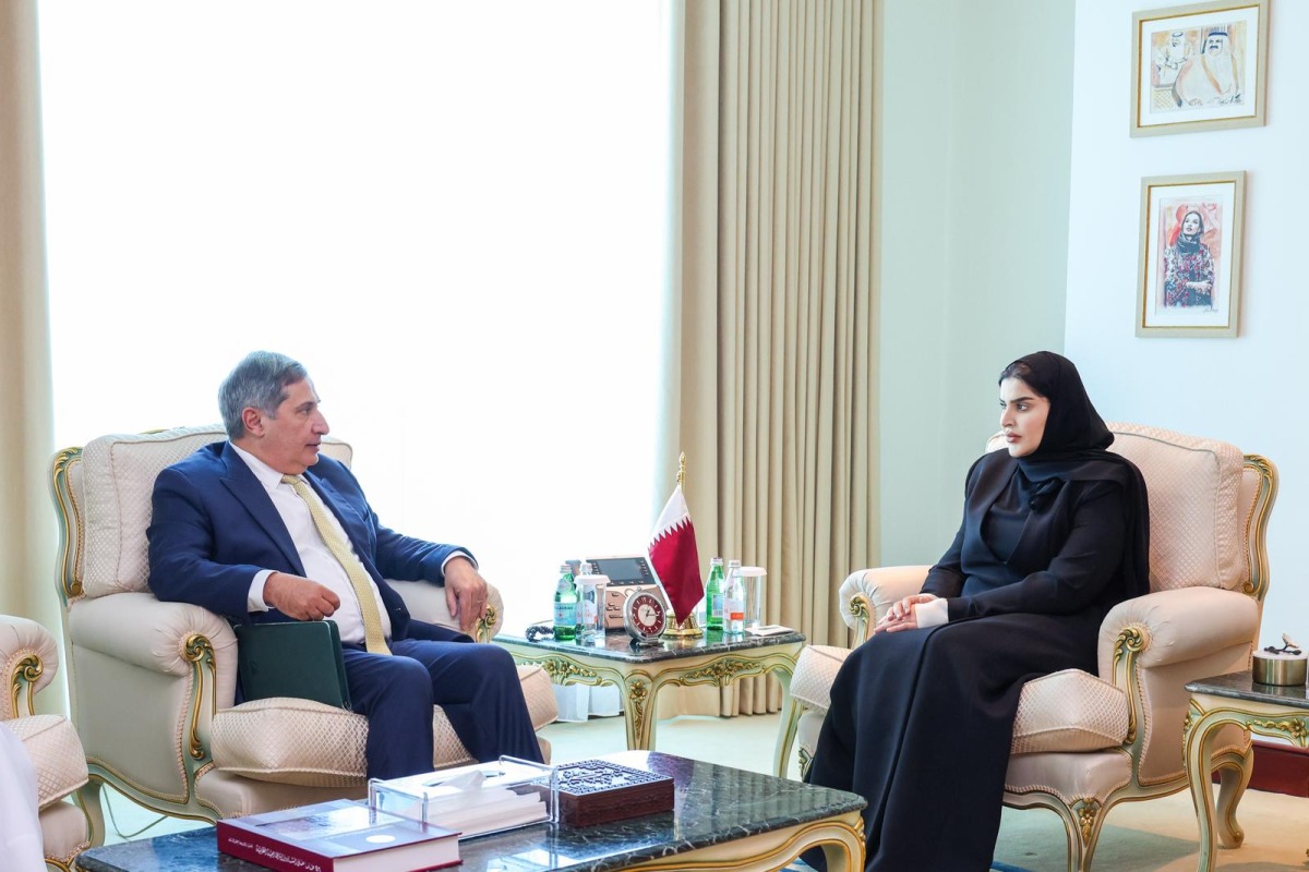 وزير الدولة للتعاون الدولي تجتمع مع السفير اللبناني