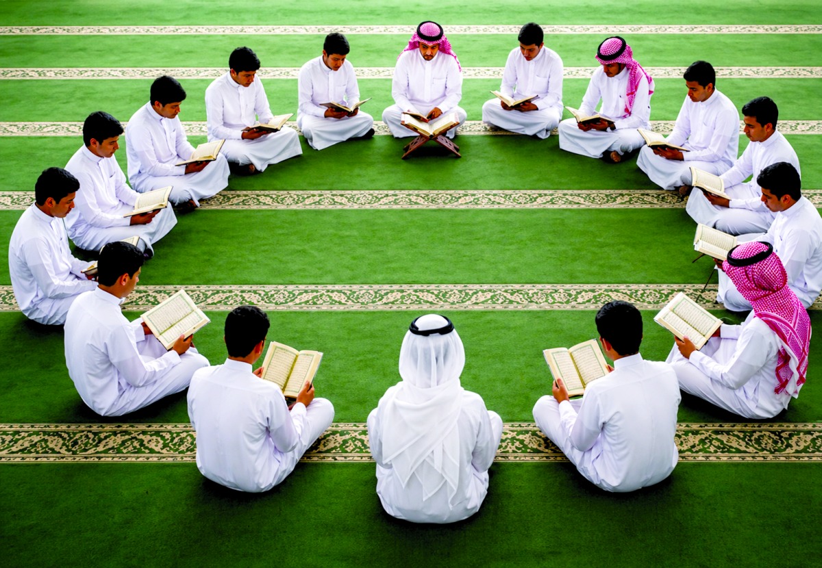 المرحلة الأولى تنطلق اليوم في 7 مدارس حكومية وخاصة.. دعاة وتربويون لـ العرب: مبادرة &laquo;معلم القرآن&raquo; تُرسّخ مكانة كتاب الله في العملية التعليمية