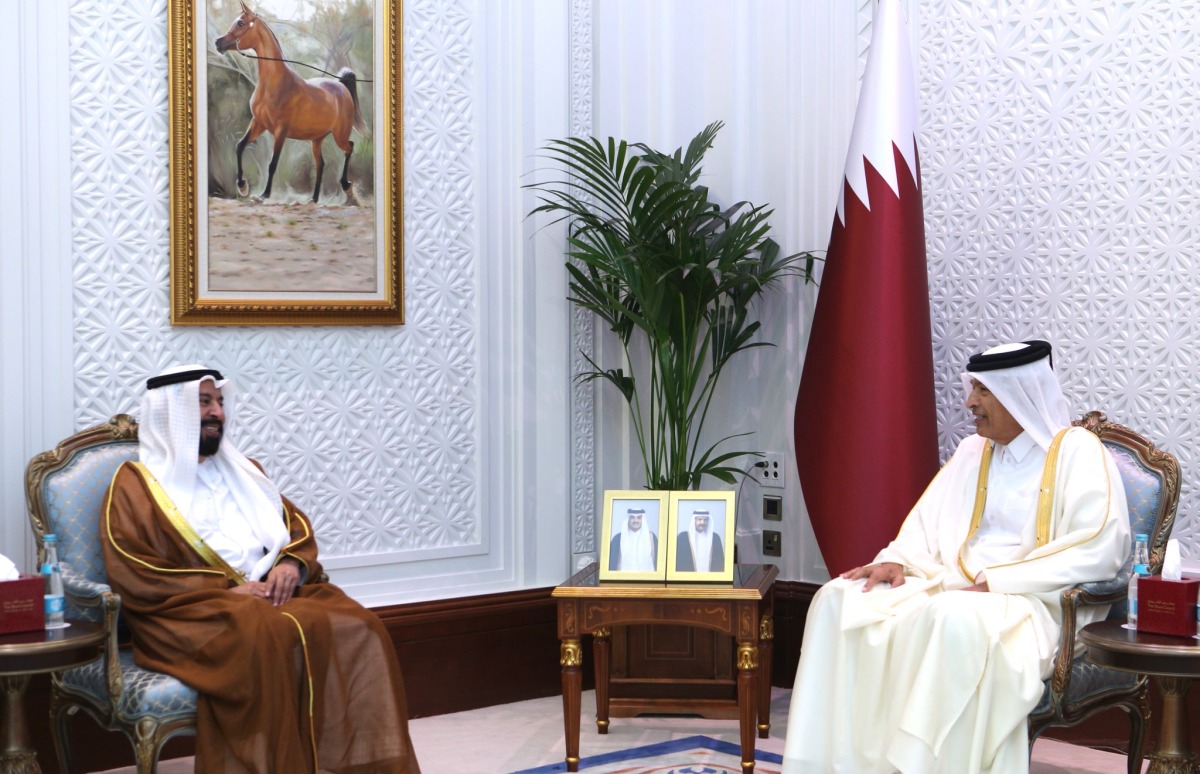 رئيس مجلس الشورى يجتمع مع السفير الإماراتي