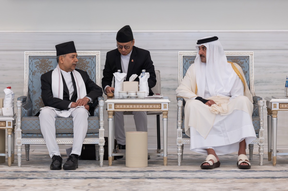 ‫ سمو الأمير يستقبل نائب رئيس نيبال